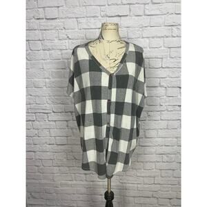 MTS Gray and White Checkered Button Up Top